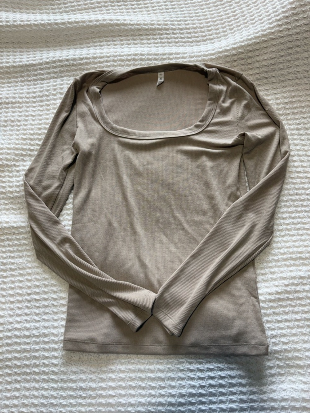 Wishlist Scoop Neck Long Sleeve Top - Taupe